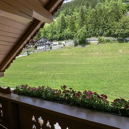 In Near Slopes Apartment *