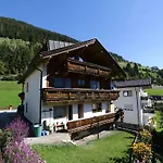 In Near Slopes * Mayrhofen